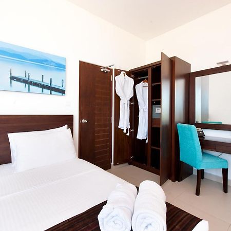 The Beach Apartments Negombo Ngoại thất bức ảnh